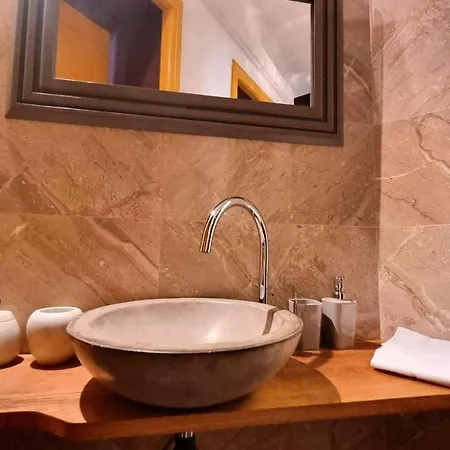 Handcrafted Design * トリエステ