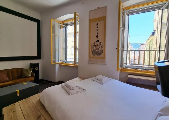 Handcrafted Design Apartament Triest